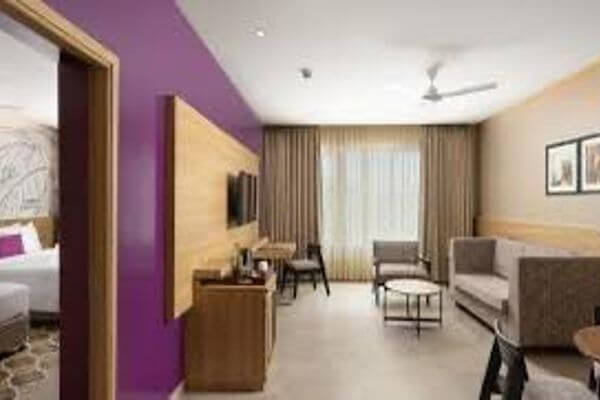 lilac-hotel-2